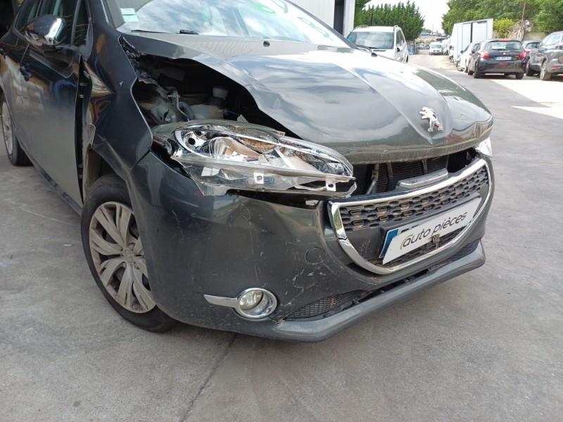 Image PEUGEOT 208 1