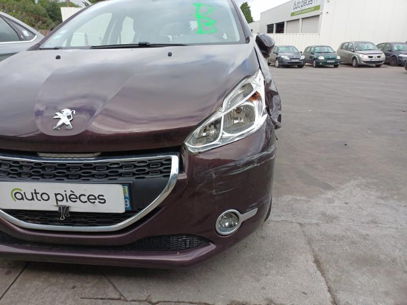 Image PEUGEOT 208 1