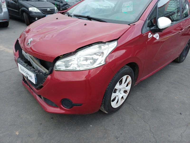 Image PEUGEOT 208 1