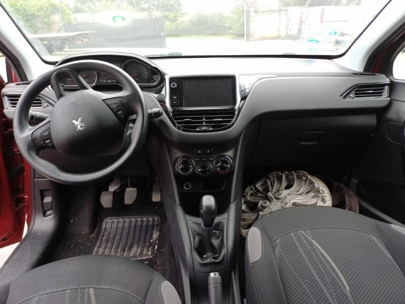 Image PEUGEOT 208 1