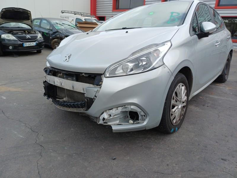 Image PEUGEOT 208 1