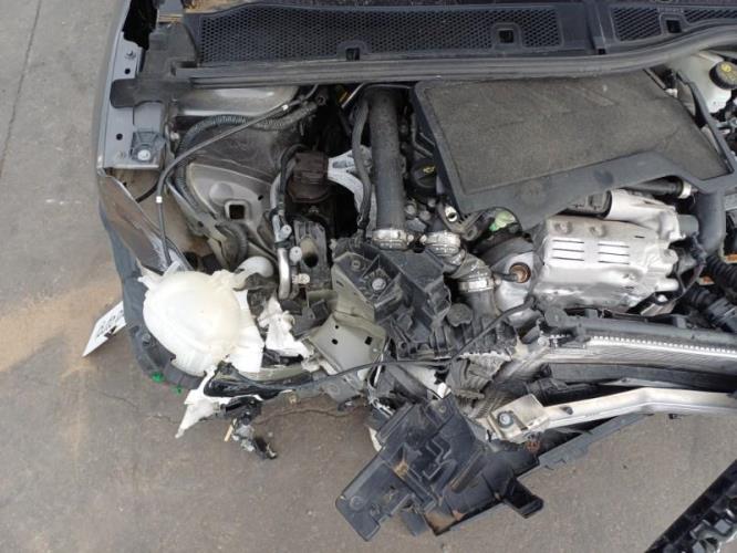 Image Moteur - PEUGEOT 208 2