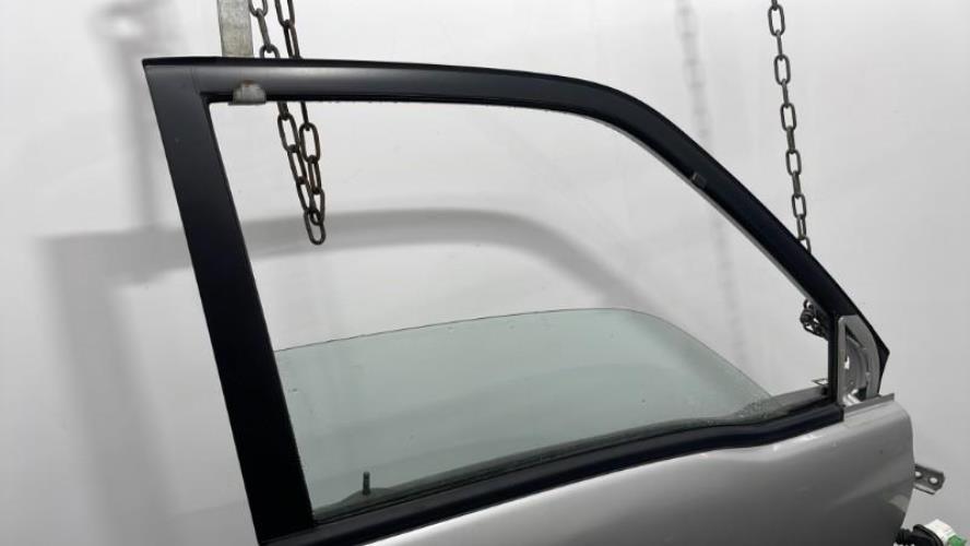 Image Porte avant droit - SUZUKI GRAND VITARA 1