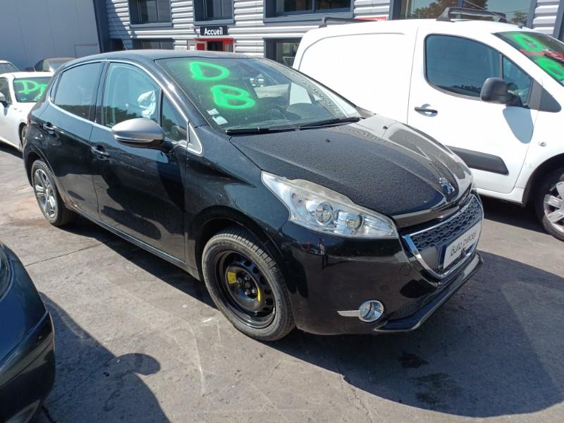 Image PEUGEOT 208 1