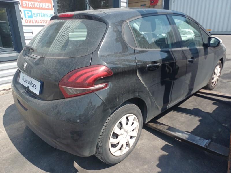 Image PEUGEOT 208 1