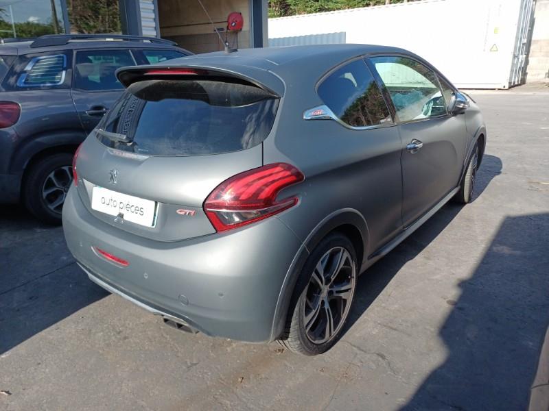 Image PEUGEOT 208 1