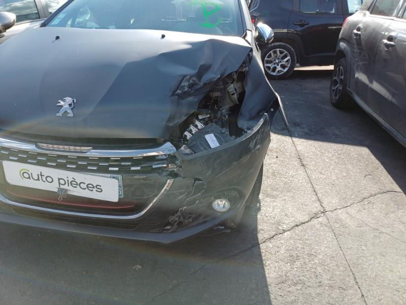 Image PEUGEOT 208 1