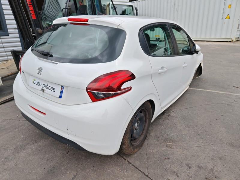 Image PEUGEOT 208 1