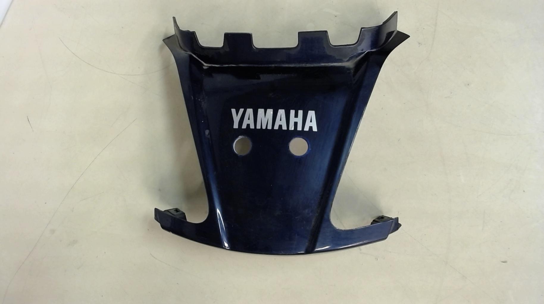 Illustration de Cache jonction coque arriere YAMAHA