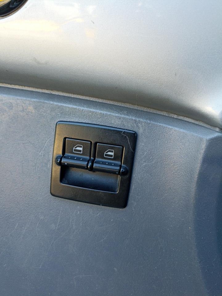 Interrupteur bouton commande lève vitre VW NEW BEETLE conducteur 1C