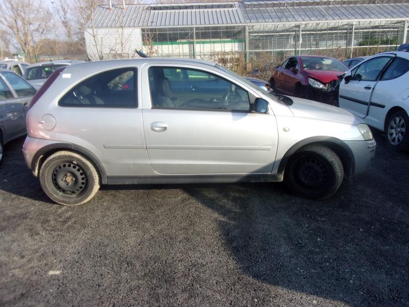 Opel corsa c 2003