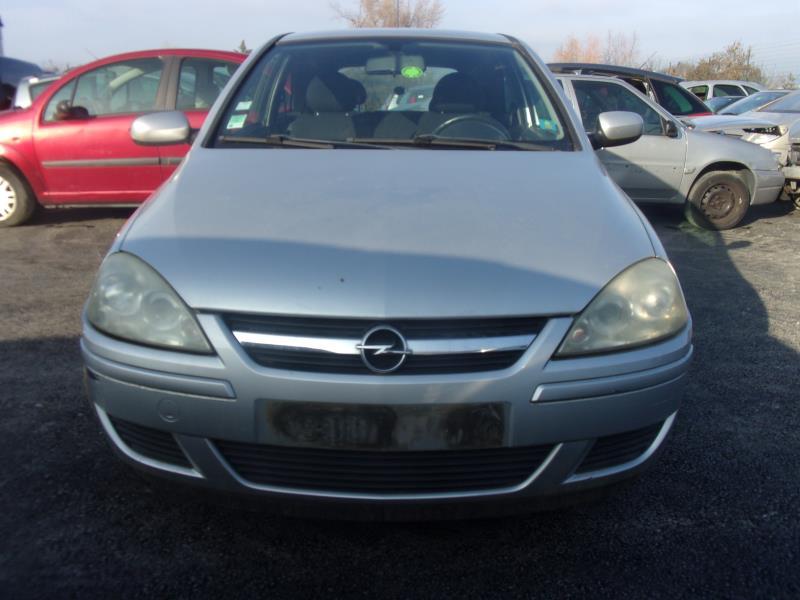 Opel corsa c 2003