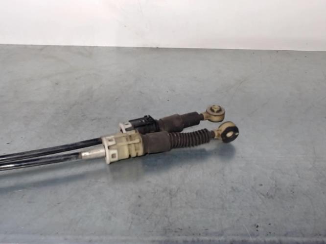 Cable levier de vitesses RENAULT CLIO 3 PHASE 2 Diesel occasion