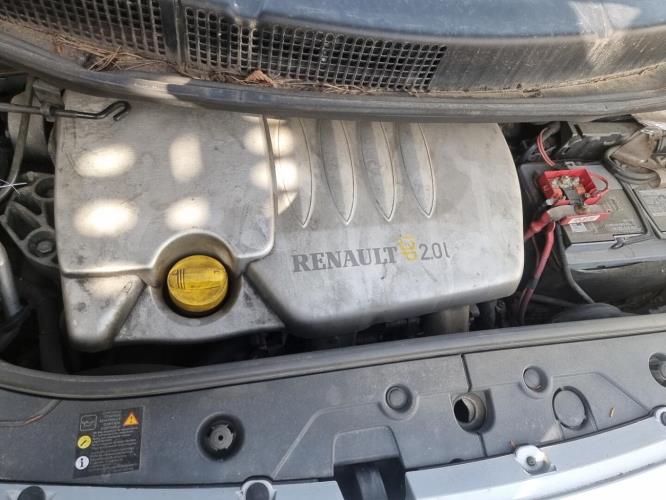 Console centrale Renault Scénic 2 phase 2 + autoradio origine